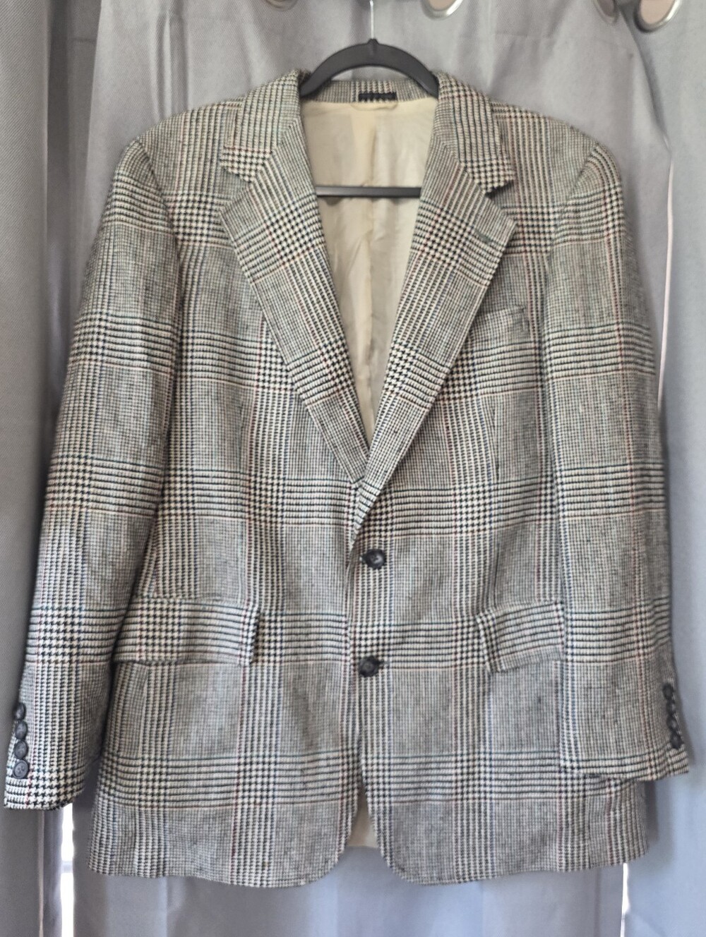 Vintage Lord & Taylor"The Men's Shop" Prince Of Wales Glen plaid sport coat 40 S
